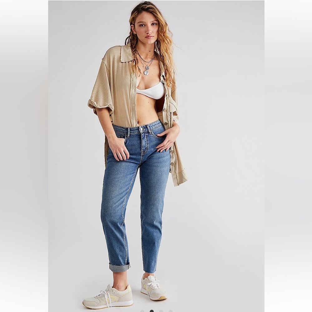 Free People, We the Free CRVY High-Rise Vintage Strait Jeans in Dark Indigo